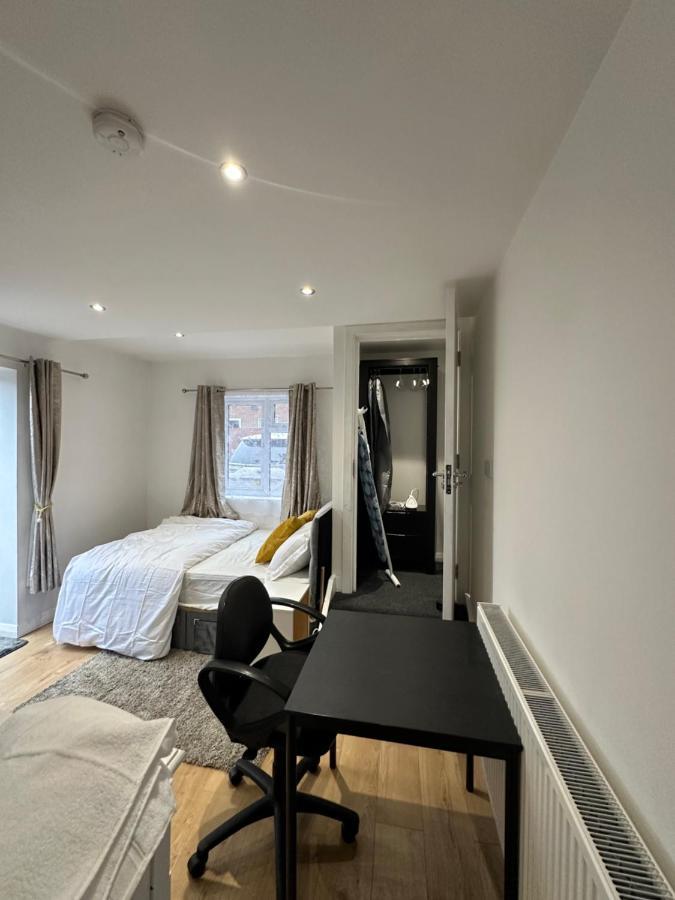 Keedonwood Road Bromley, Rooms With Free Wifi Eksteriør billede