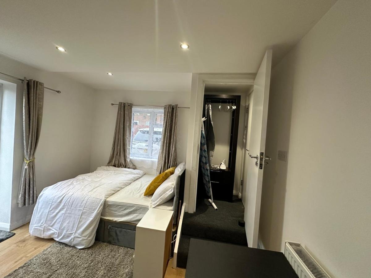 Keedonwood Road Bromley, Rooms With Free Wifi Eksteriør billede