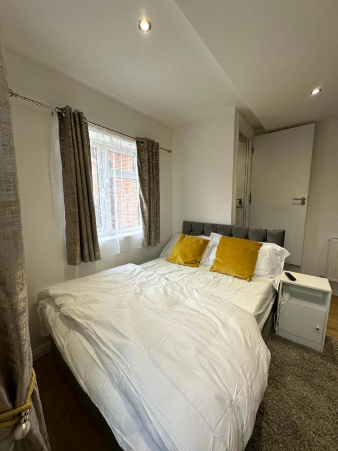 Keedonwood Road Bromley, Rooms With Free Wifi Eksteriør billede
