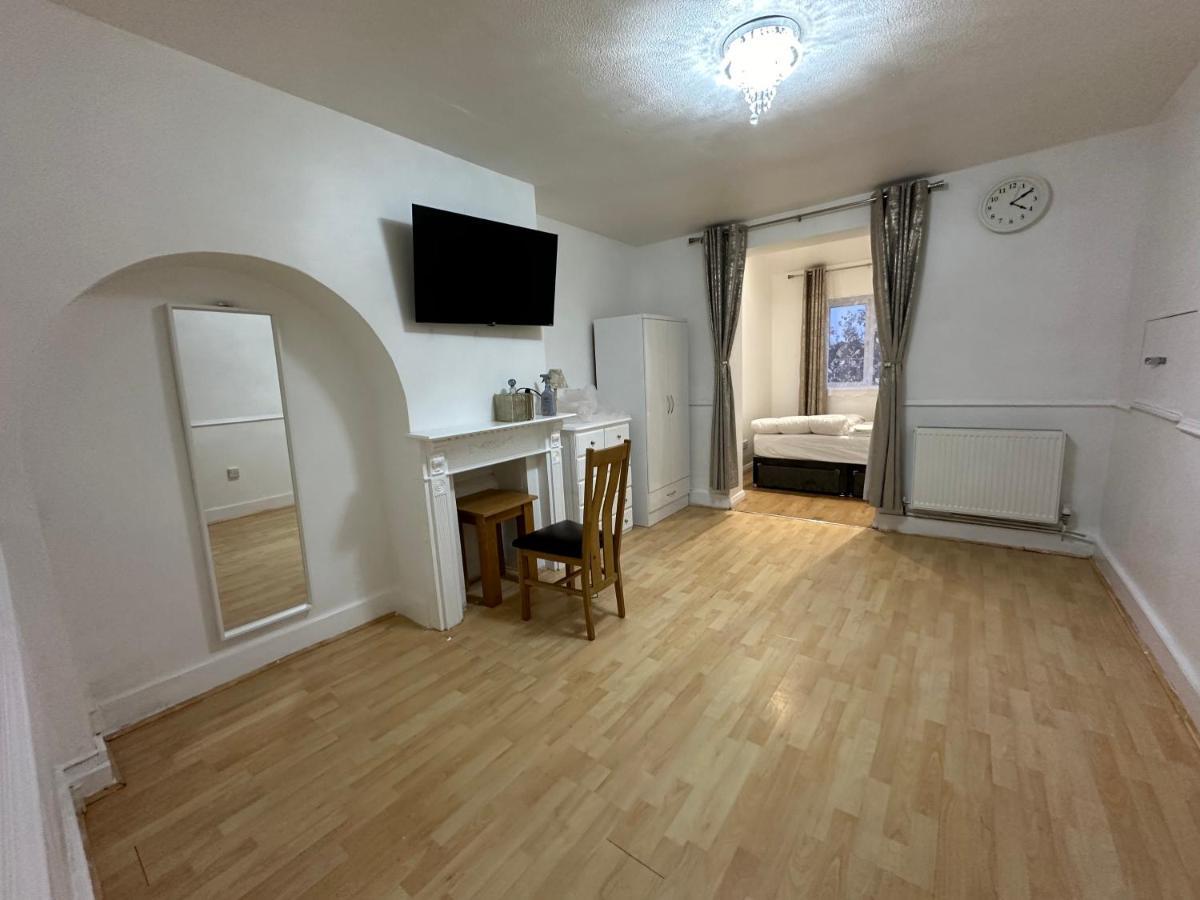 Keedonwood Road Bromley, Rooms With Free Wifi Eksteriør billede
