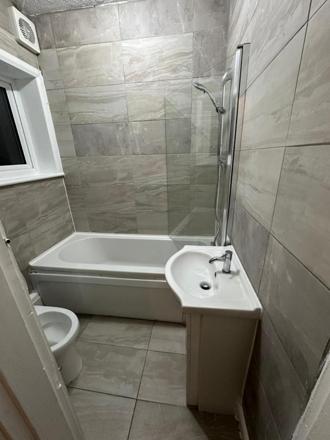 Keedonwood Road Bromley, Rooms With Free Wifi Eksteriør billede