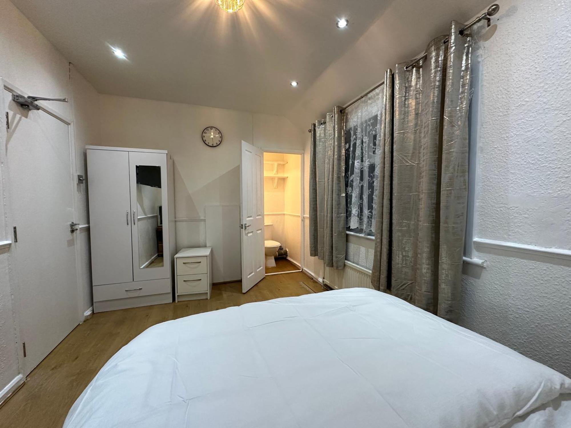 Keedonwood Road Bromley, Rooms With Free Wifi Eksteriør billede